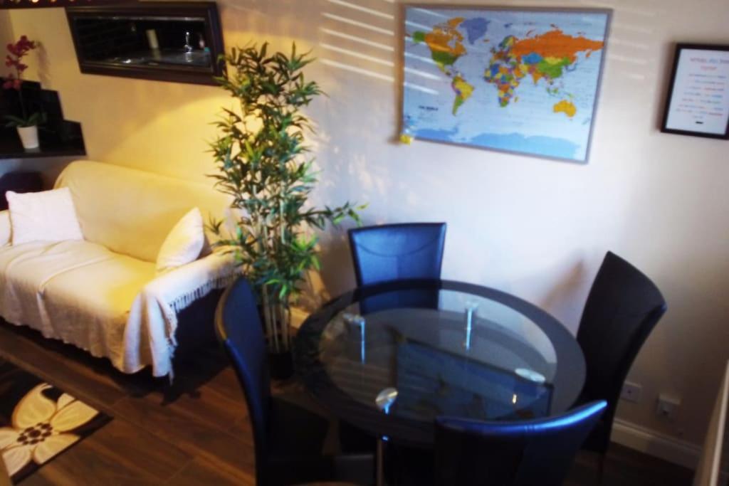 Must See, Quality 1 Bed, Romford, 20 Mins C.London Extérieur photo